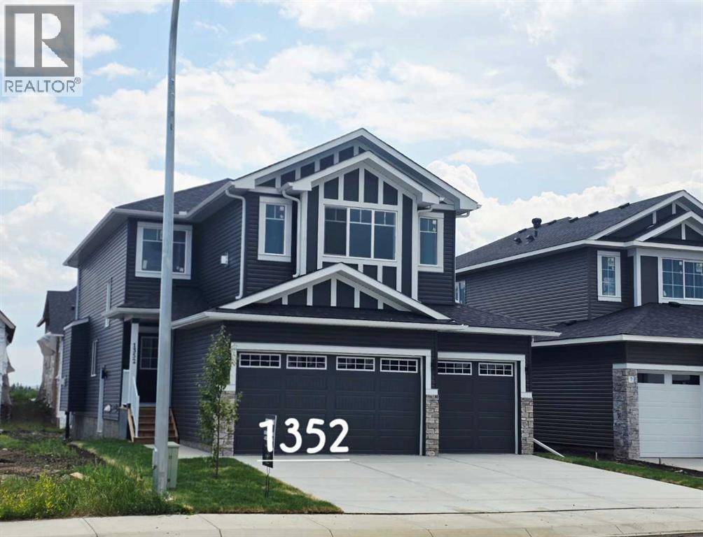 1352 Scarlett Ranch Boulevard, Carstairs, AB T0M0N0