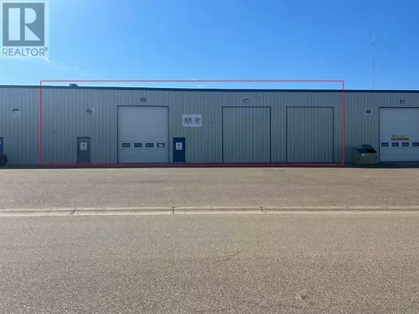 8, 511 South Railway Drive NE, Redcliff, AB T0J2P0