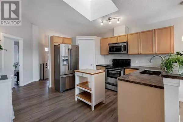 Calgary, AB T3M0A7,126 Auburn Bay Heights SE