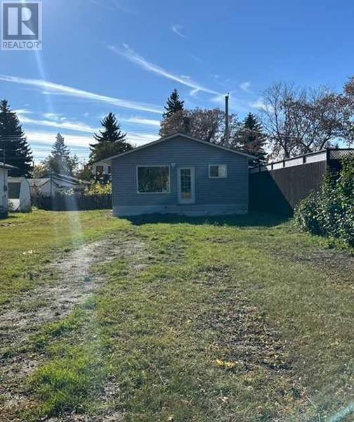 733 9 Avenue, Wainwright, AB T9W1H7