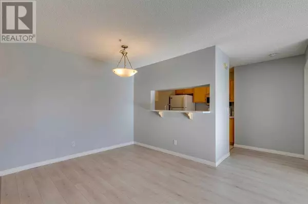 Calgary, AB T2J7H1,119, 2022 Canyon Meadows Drive SE