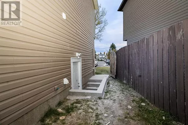 Calgary, AB T3J3E2,339 Martinbrook Place NE