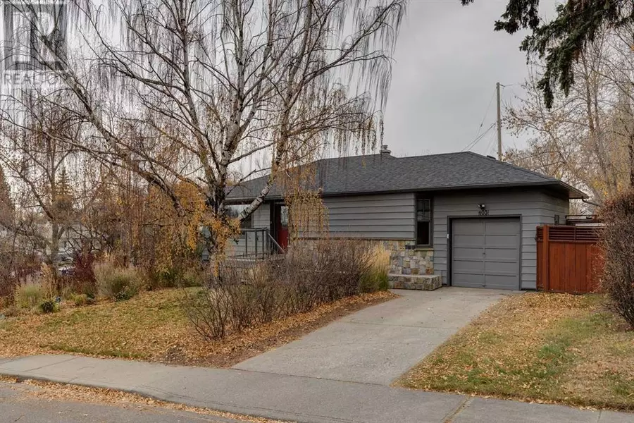 403 Hawthorn Drive NW, Calgary, AB T2K3M7