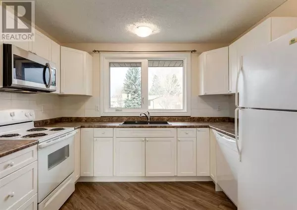 Calgary, AB T2A5Y7,597 Aboyne Crescent NE