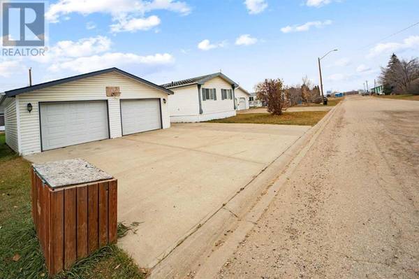 Lougheed, AB T0B2V0,4910 52 Street