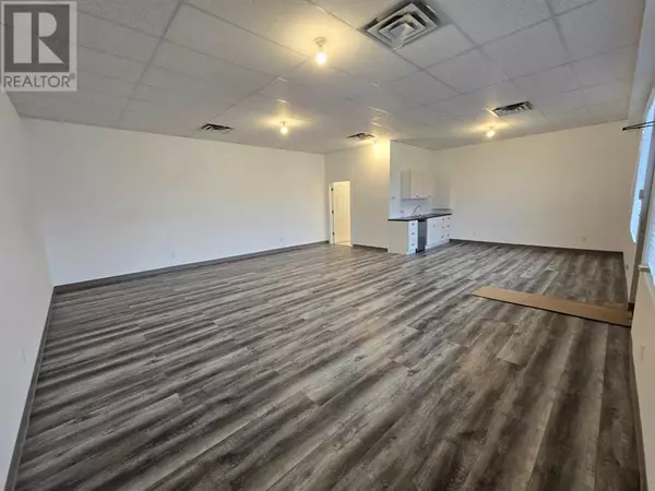 Red Deer, AB T4N6Y4,7, 5108 52 Street