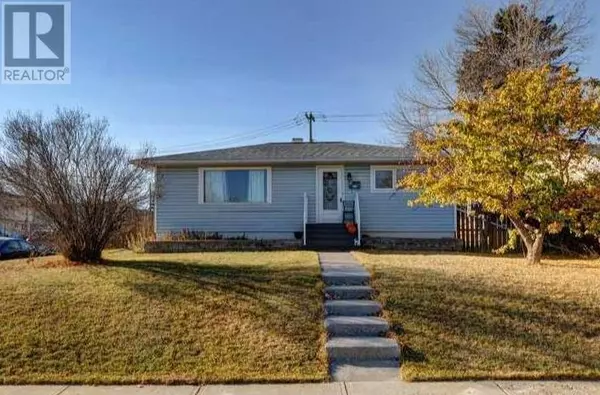 719 Poplar Road SW, Calgary, AB T3C3A1