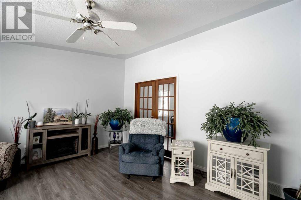 Peace River, AB T8S1Y6,11810 78 st