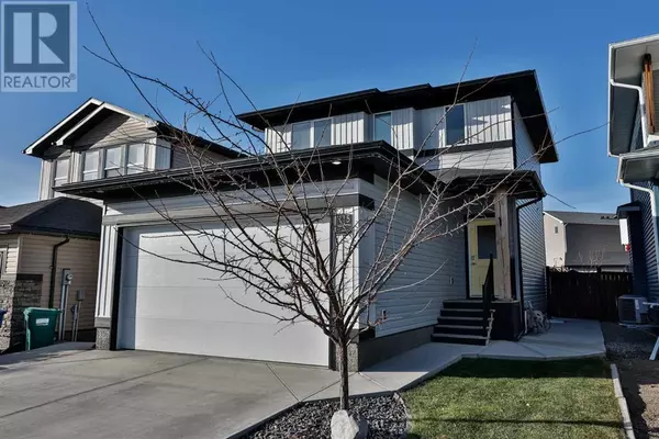 115 Moonlight Boulevard W, Lethbridge, AB T1J5L1