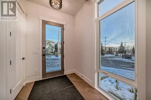 Calgary, AB T2T4Y3,4129 19 Street SW