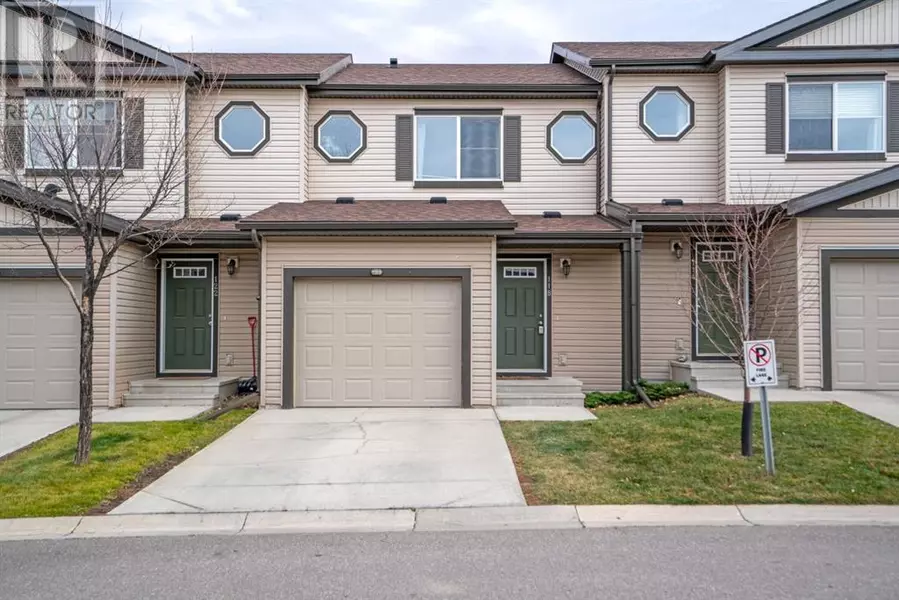 118 Copperpond Landing SE, Calgary, AB T2Z1G6