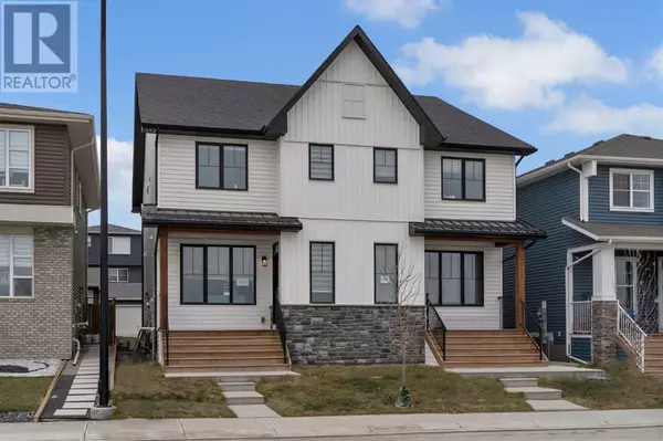 Calgary, AB T3P1Y6,220 Herron Mews NE