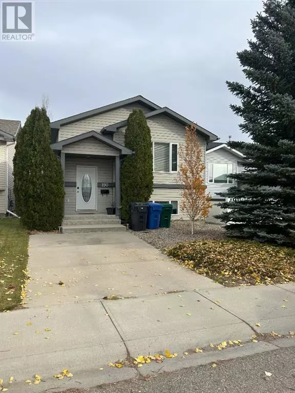 190 Blackfoot Court W, Lethbridge, AB T1K7T4