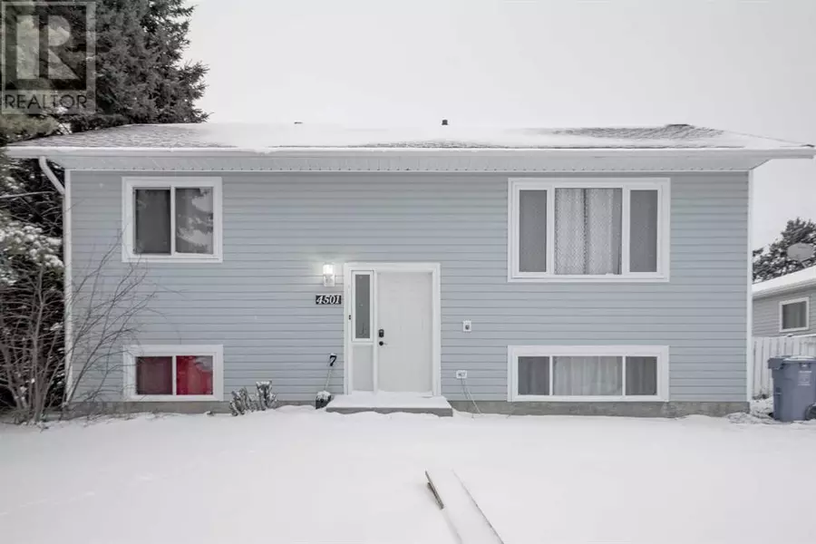 4501 47 St, Grimshaw, AB T0H1W0