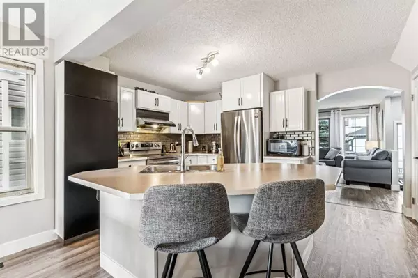 Calgary, AB T3K6J7,17 Covebrook Close NE