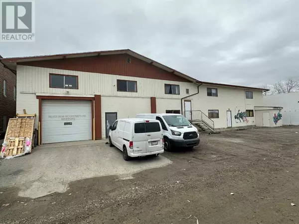 Calgary, AB T3B0K6,6915 32 Avenue NW