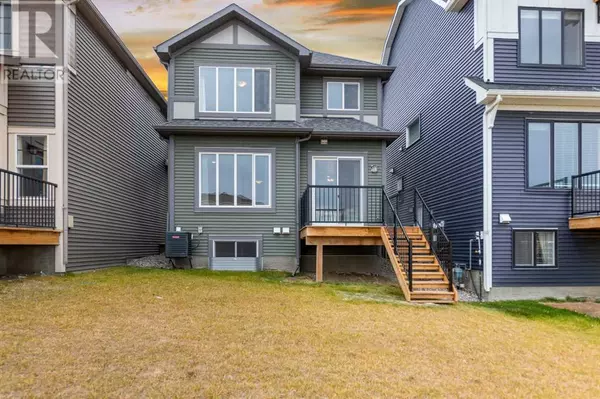 Calgary, AB T3J2H2,15 Homestead Close NE