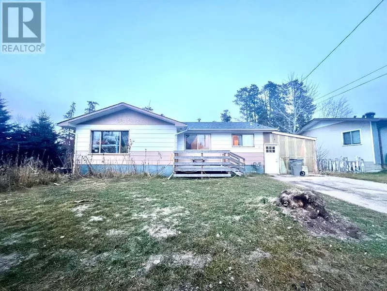 36 Sandy Drive, Whitecourt, AB T7S1G9