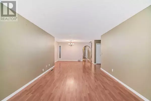 Calgary, AB T3H1B9,219 Coachway Road SW