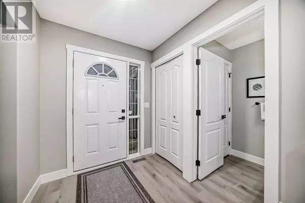 Calgary, AB T3M0B3,281 Cranberry Close SE