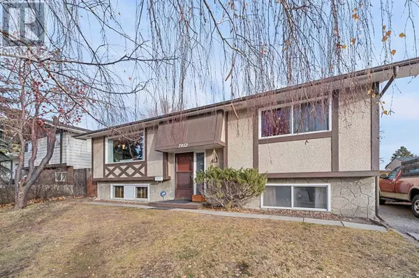 Calgary, AB T2K4H7,7952 Huntwick Crescent NE