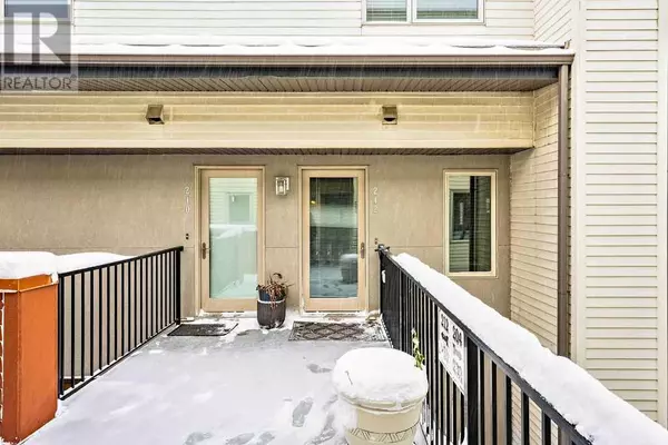 Calgary, AB T2T1H4,212, 1905 27 Avenue SW