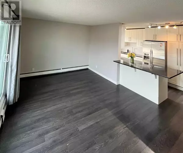 Calgary, AB T2T4E3,405, 1817 16 Street SW