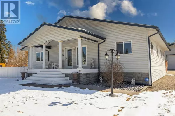 284 Eaton Drive, Hinton, AB T7V1Y5