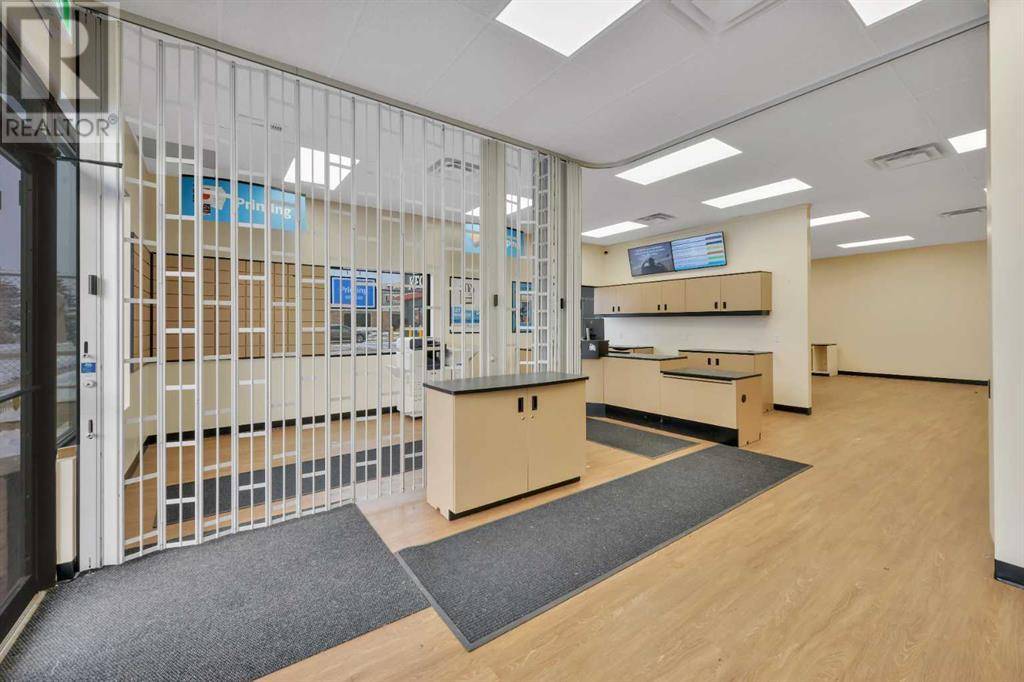 Red Deer, AB T4N2E8,170, 4828 53 Street