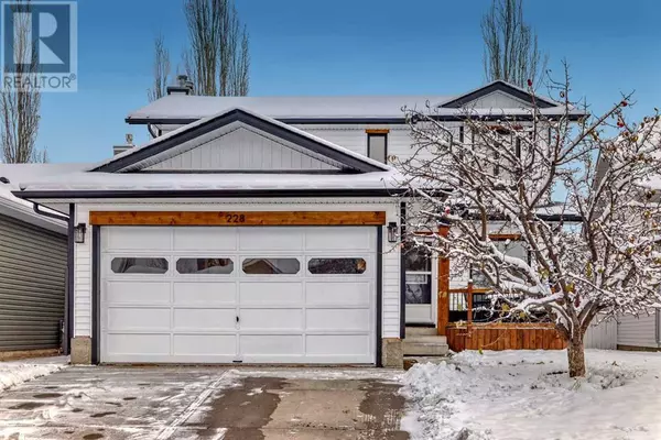 228 Riverglen Drive SE, Calgary, AB T2C3W9