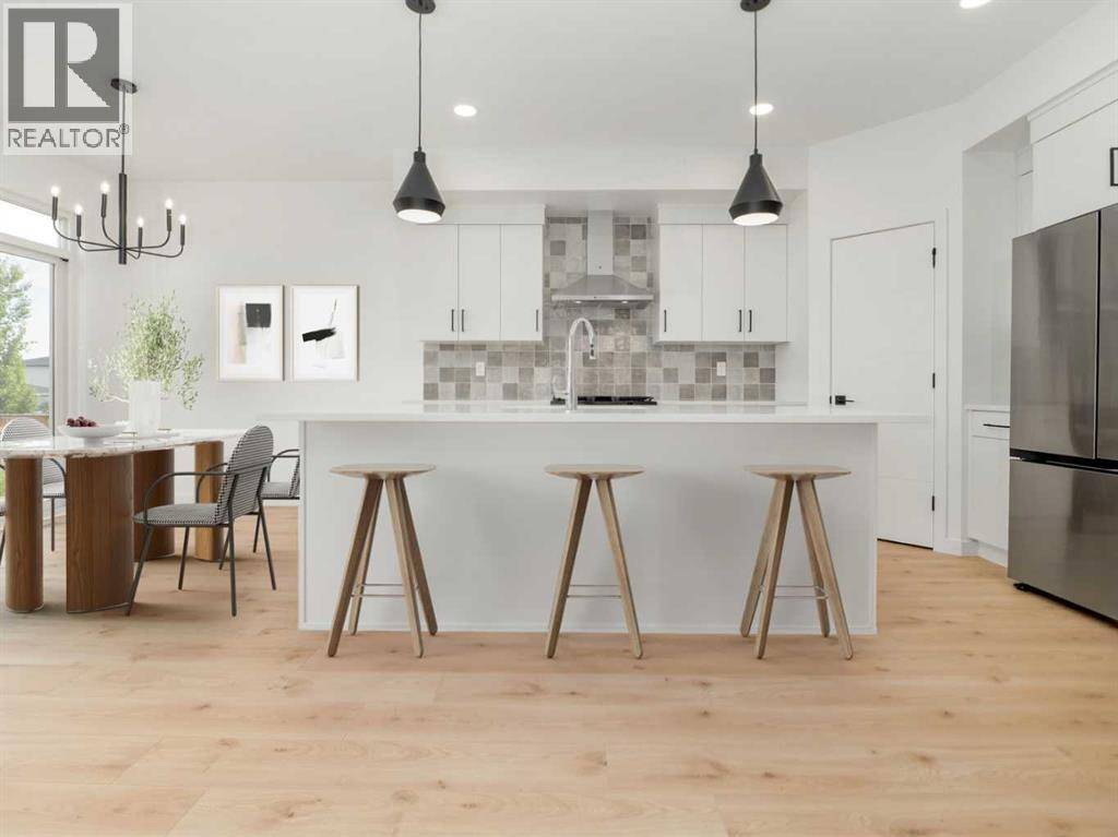 714 Violet Place W, Lethbridge, AB T1J5V1