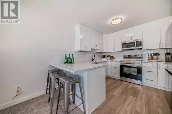 138, 3015 51 Street SW, Calgary, AB T3E6N5