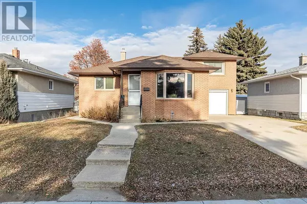 322 Connaught Drive SW, Medicine Hat, AB T1A5H8