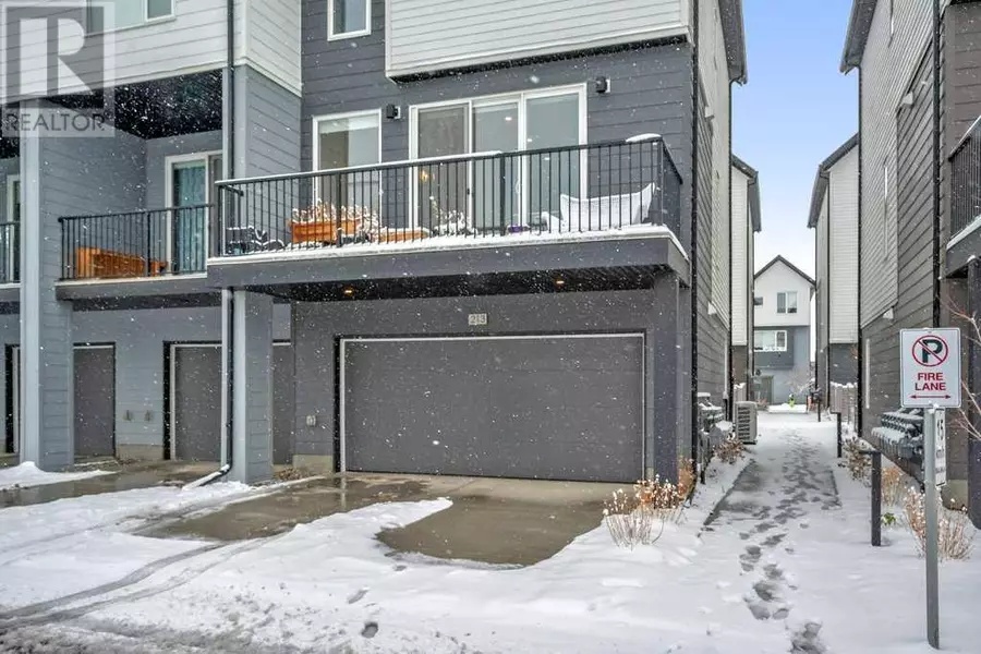 213 Skyview Ranch Circle NE, Calgary, AB T3N1Y8