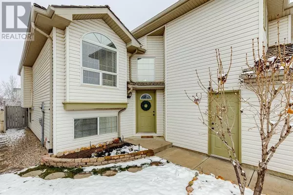 Airdrie, AB T4B2K3,940 Woodside Lane NW