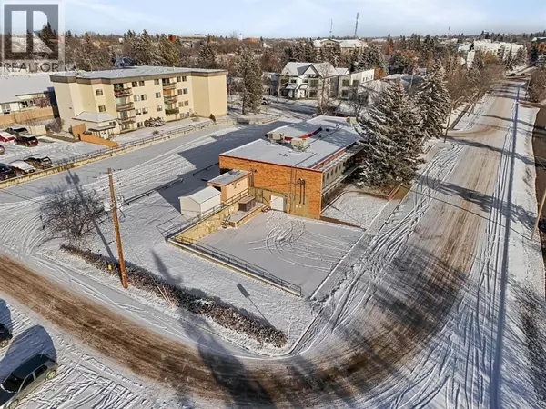 Camrose, AB T4V0L3,5402 48A Avenue