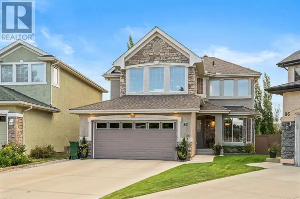 82 Everwillow Close SW, Calgary, AB T2Y4G5