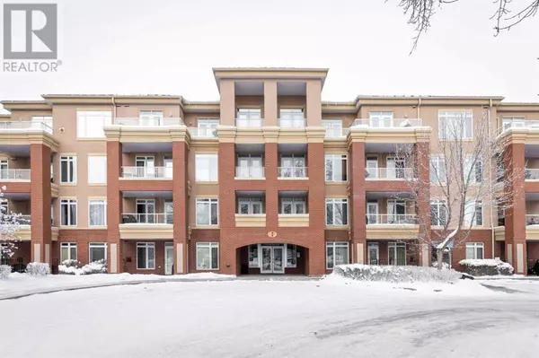 205, 2 Hemlock Crescent SW, Calgary, AB T3C2Z1