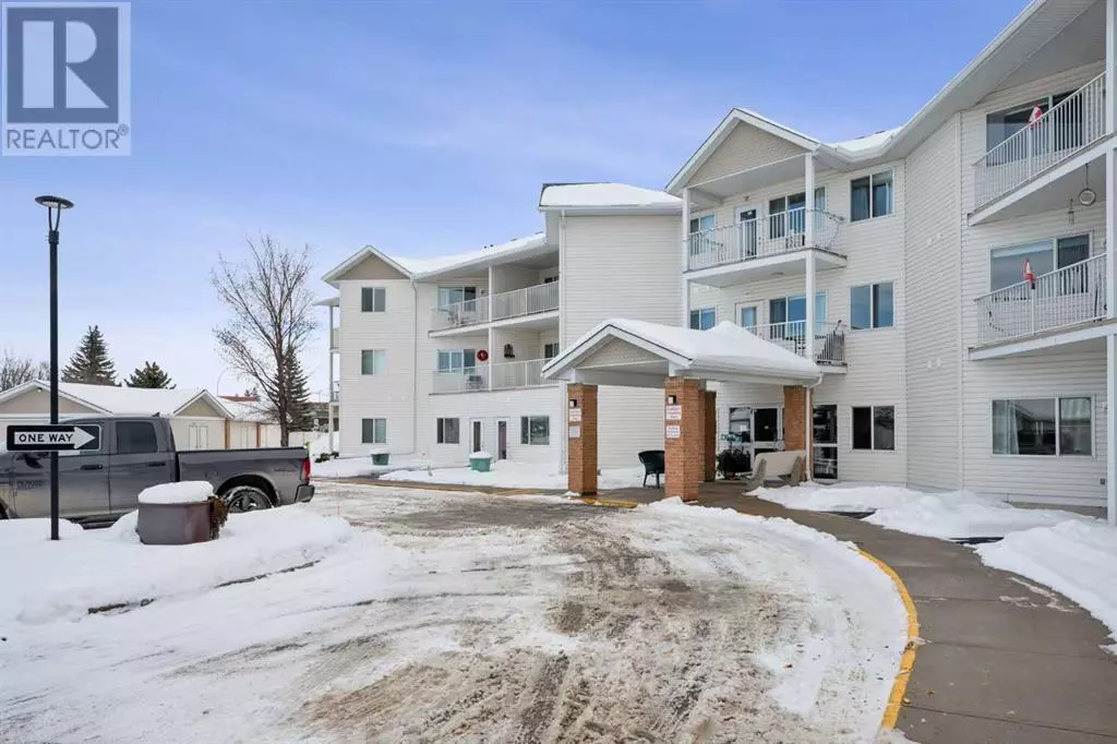 Strathmore, AB T1P1N6,201, 3 Parklane Way