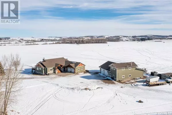 37247 Range Road 264, Rural Red Deer County, AB T4E1J5