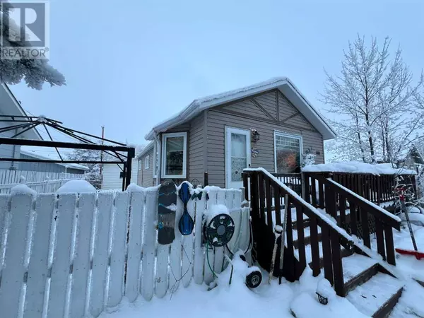 Vulcan, AB T0L2B0,308 3 Street S