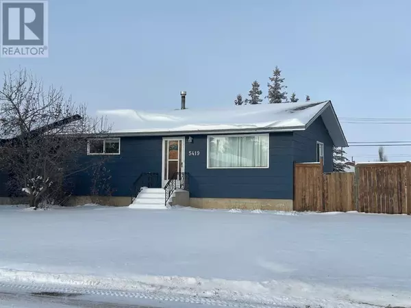 5419 48 Avenue W, Forestburg, AB T0B1N0