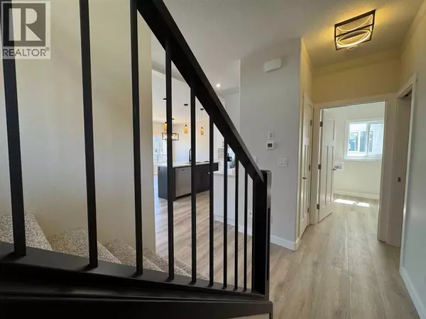 Red Deer, AB T4P3G8,53 Emmett Crescent