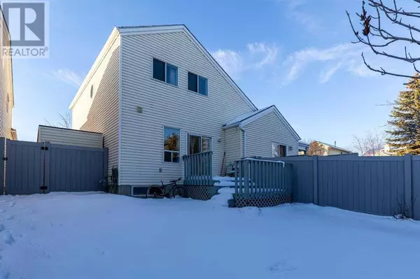 Calgary, AB T3K4G4,8 coventry Lane NE