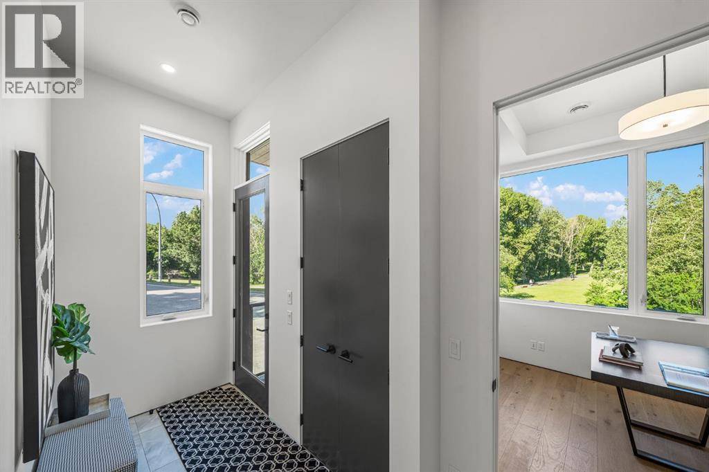 Calgary, AB T2M1T8,2309 13 Street NW