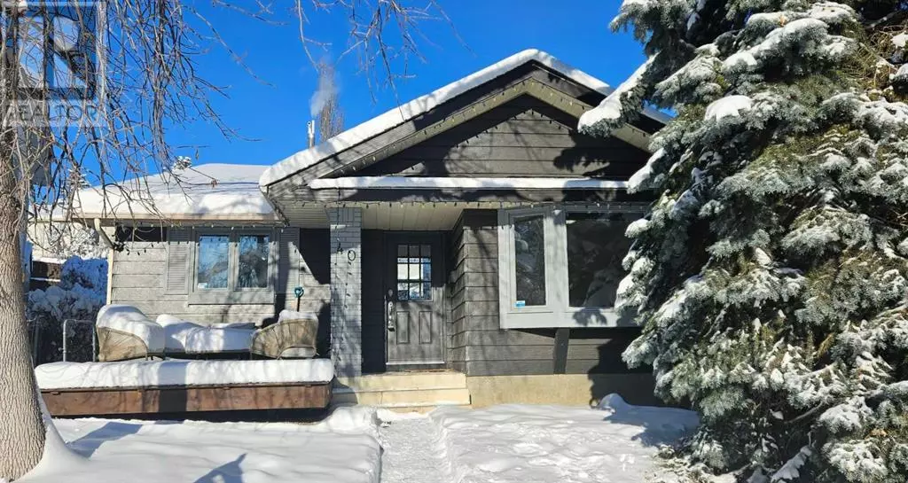 Calgary, AB T3H1R6,40 Strathearn Rise SW