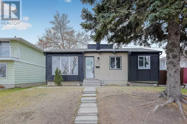 7915 Huntington Street NE, Calgary, AB T2K5B7