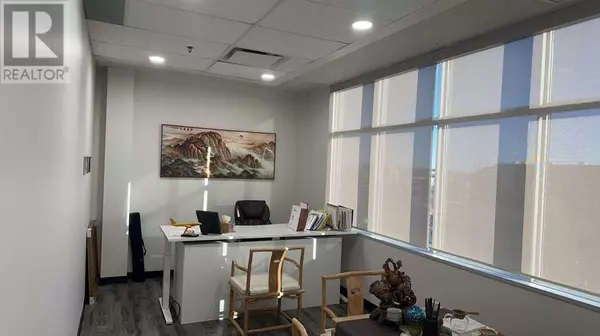 Calgary, AB T3H5y1,123 West  SW