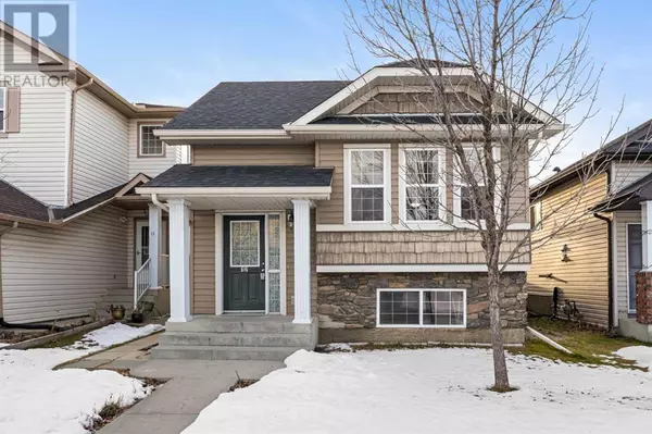 17 Martinvalley Crescent NE, Calgary, AB T3J3Z9