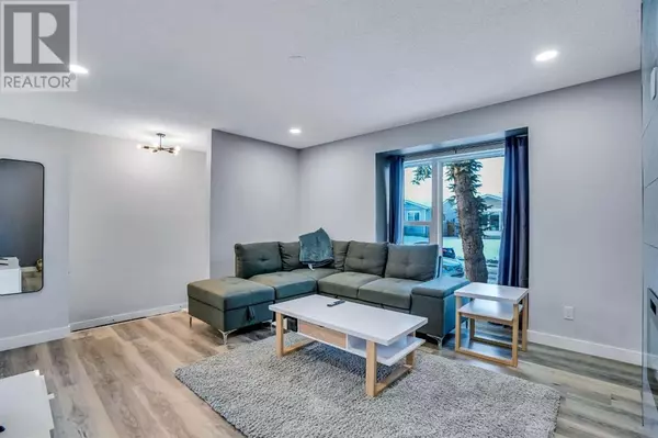 Calgary, AB T2X2T1,9 Sunvale Crescent SE